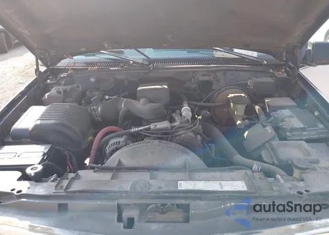 1996 Chevrolet Gmt-400 C1500 из США, поврежденный, VIN 1GCEC14M7TZ184367